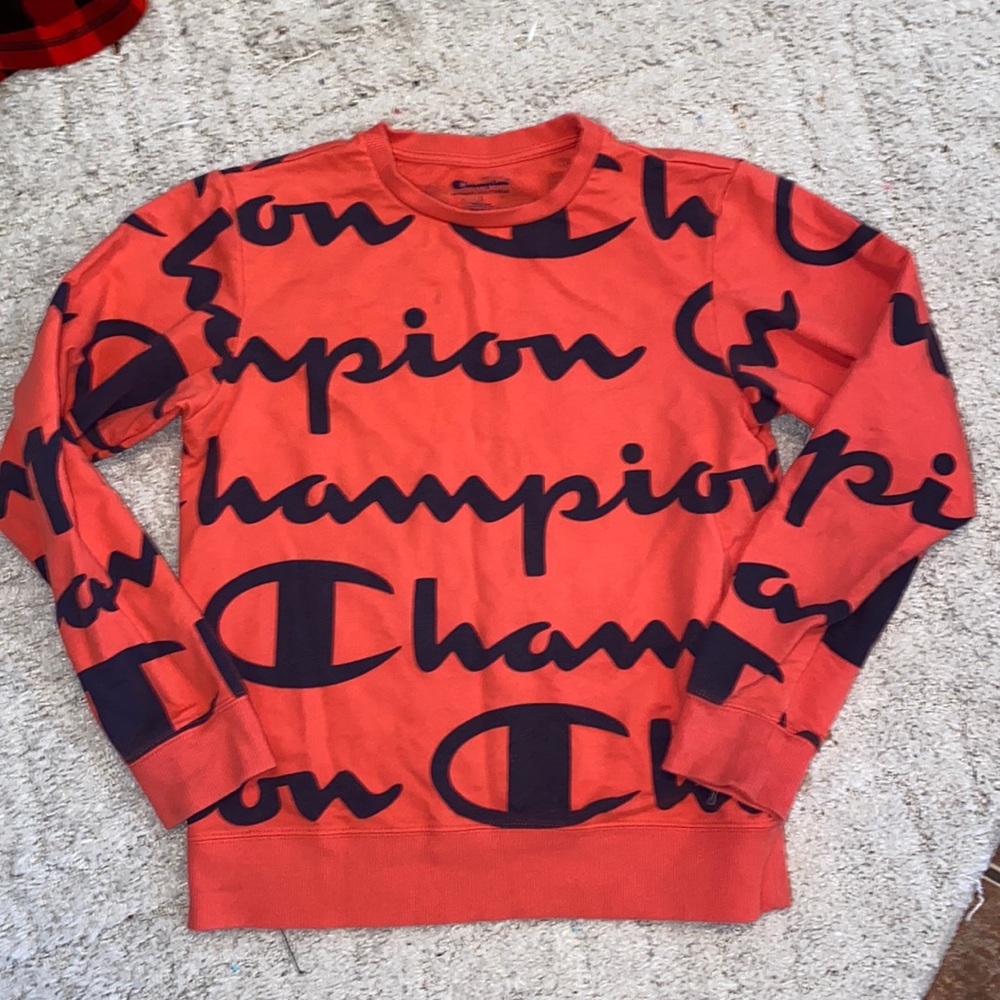 Boys Champion sweatshirt. Size large